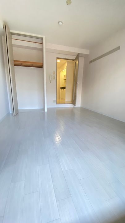 大阪府大阪市東淀川区西淡路3(マンション)の賃貸物件の居間