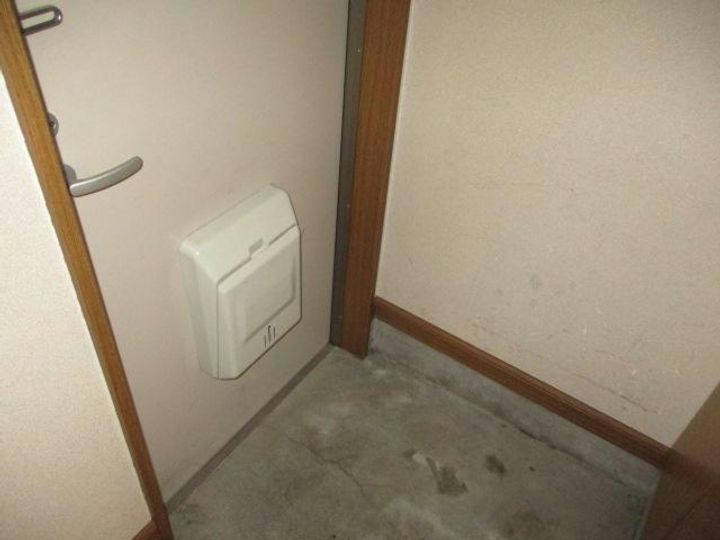 ファーレの玄関