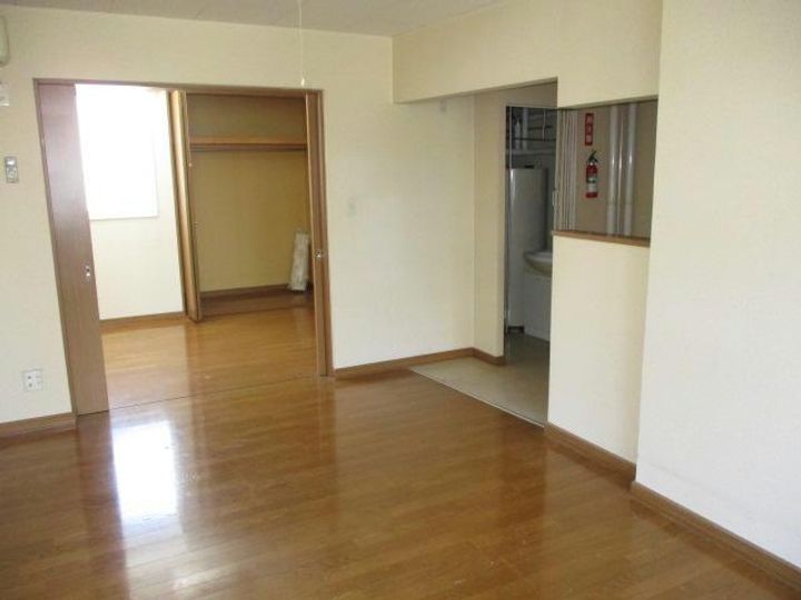 ファーレの居間