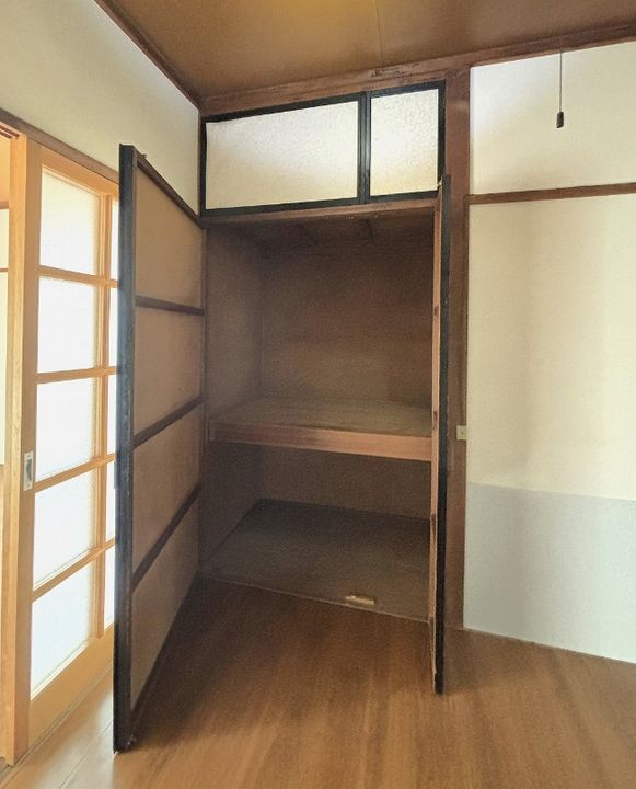 芳賀アパートの内装