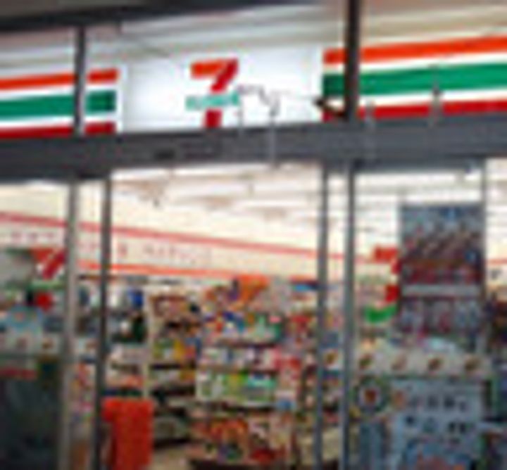 パレステュディオ新宿パークサイドの周辺