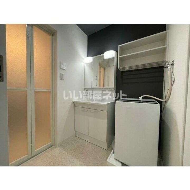 エヌエムスワサントキャトルズの内装