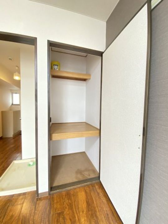 ジュネスシャトルの内装