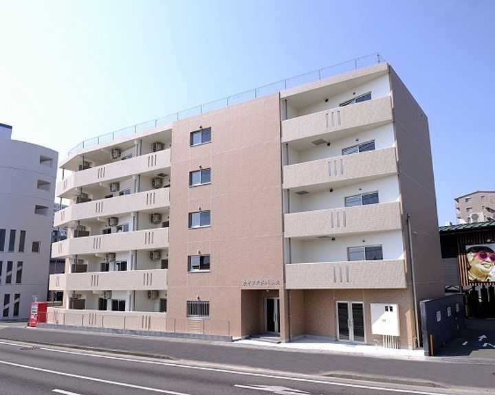 ライフアドバンスの外観