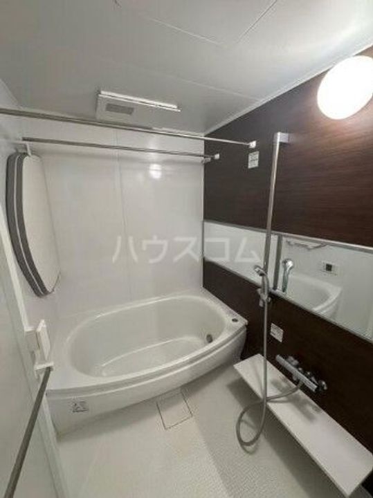 フォーペスカの風呂