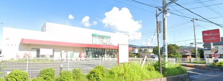 AMOUR Bの周辺