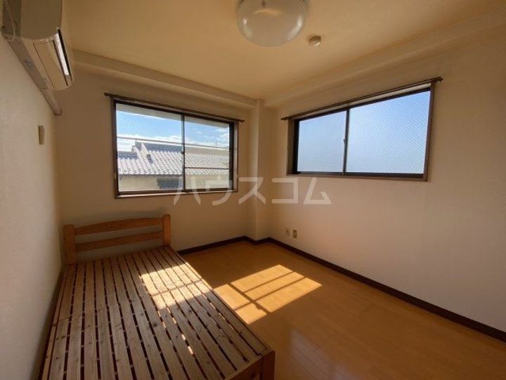 ケイエスレジデンスの居間