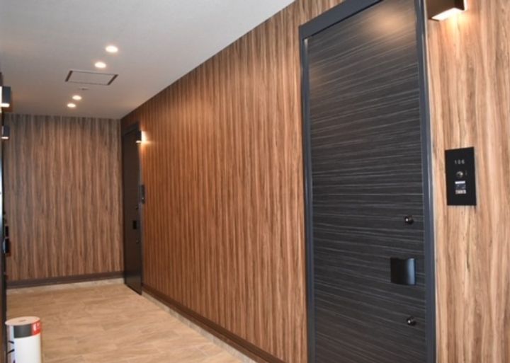 Y’s Precious9の玄関