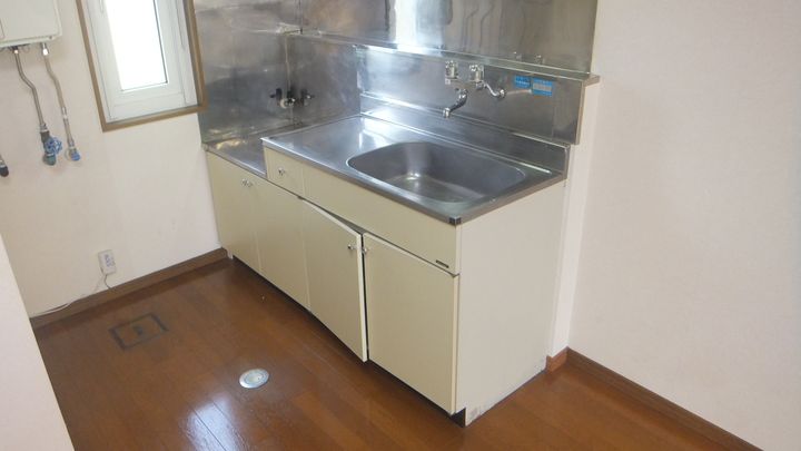 ハウスリポーズAのキッチン