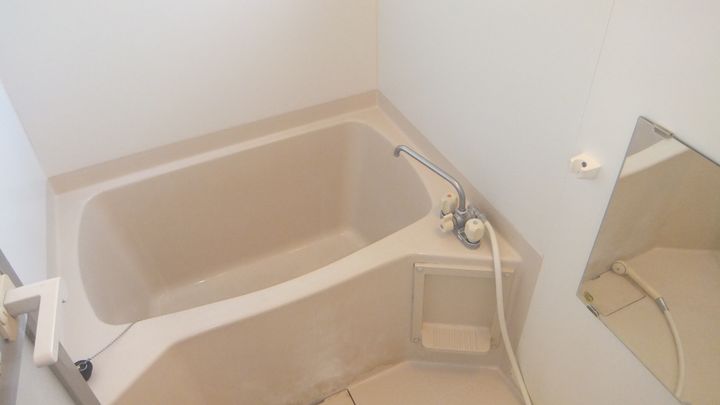 ハウスリポーズAの風呂