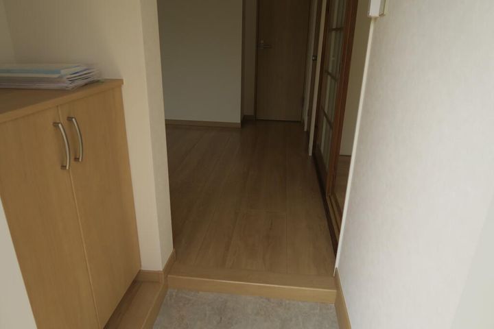 慈恵ハウスIIの玄関