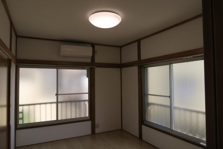 慈恵ハウスIIの居間