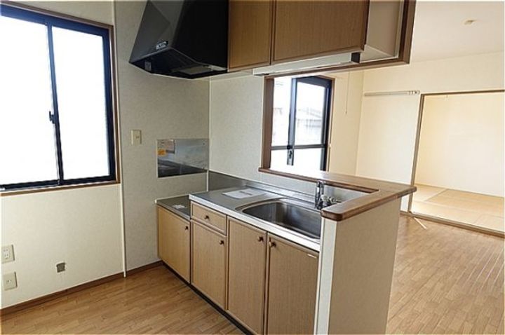 栃木県宇都宮市岩曽町(アパート)の賃貸物件のキッチン