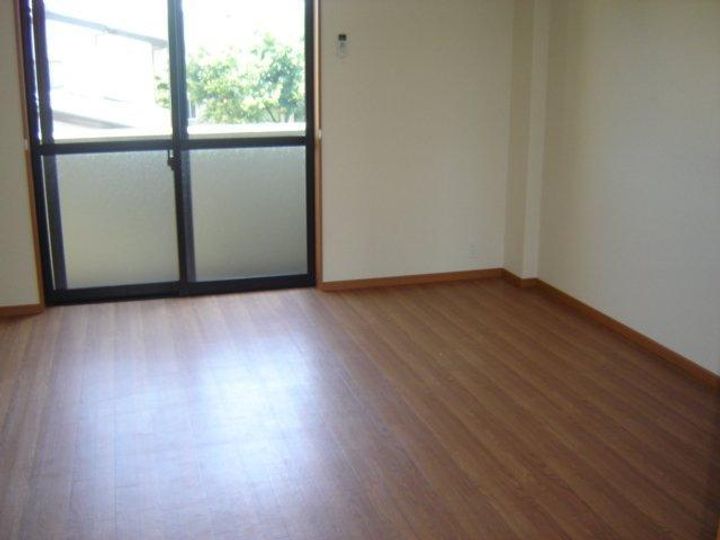 プロスパー横尾の居間