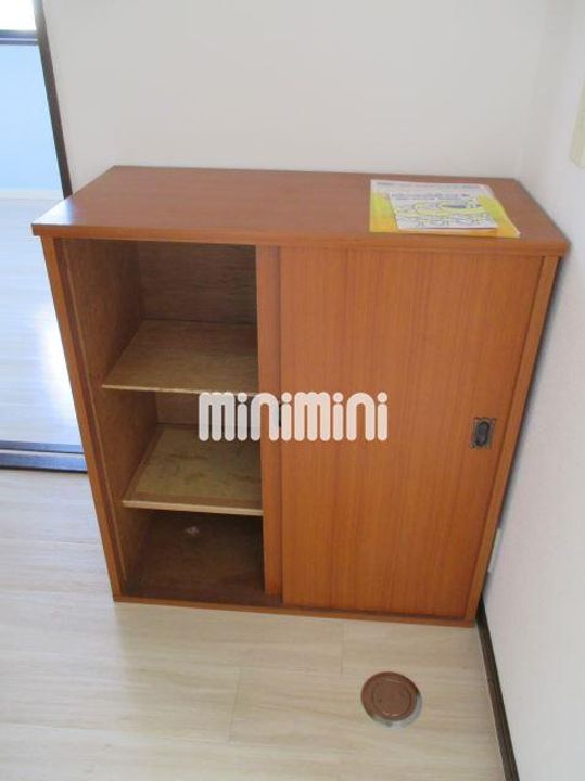 APARTAMENTO201の玄関