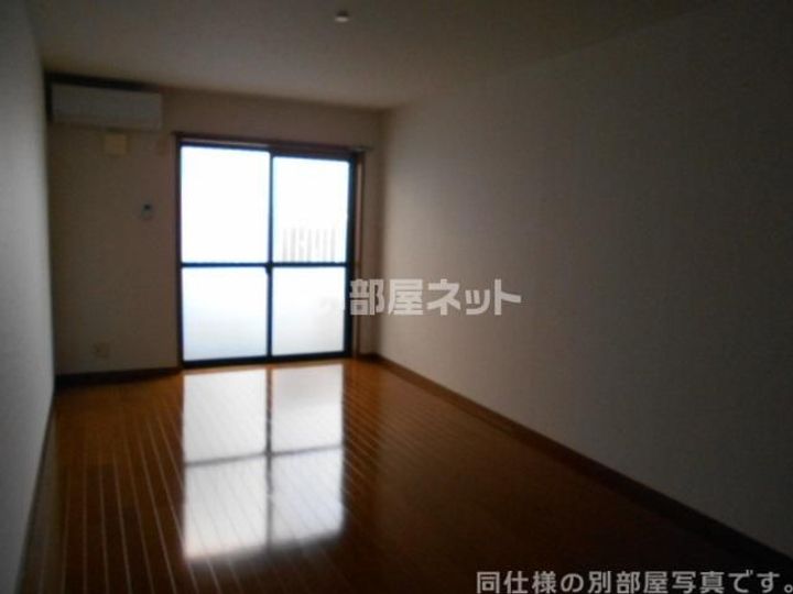 和歌山県和歌山市手平6(アパート)の賃貸物件の内装