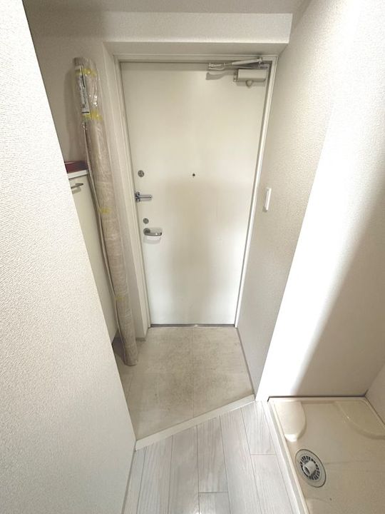 大阪府大阪市淀川区宮原2(マンション)の賃貸物件の玄関