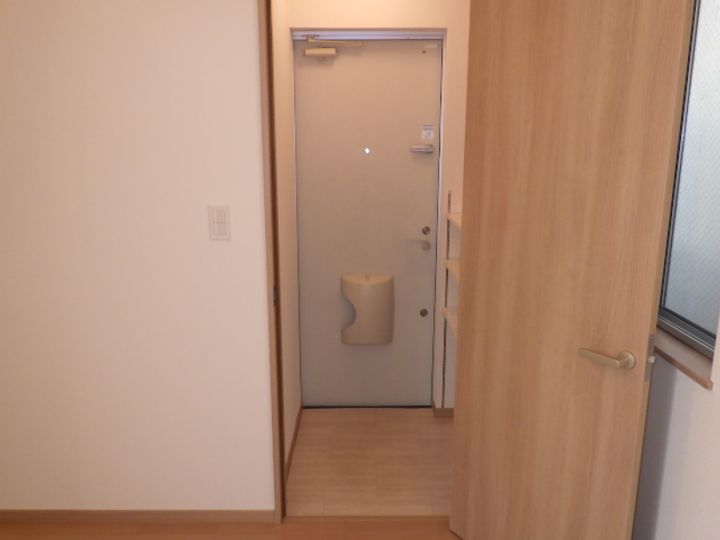 東京都足立区栗原3(アパート)の賃貸物件の玄関