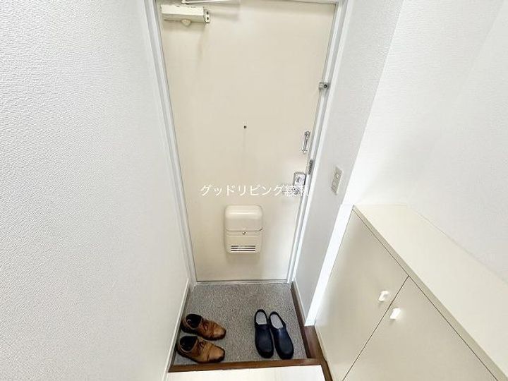 SK佐野ビルの玄関