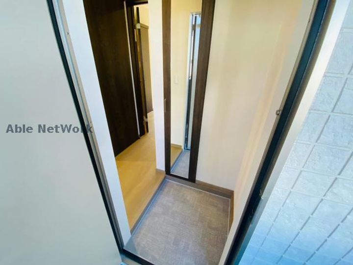 グッドラック五番館 αの玄関