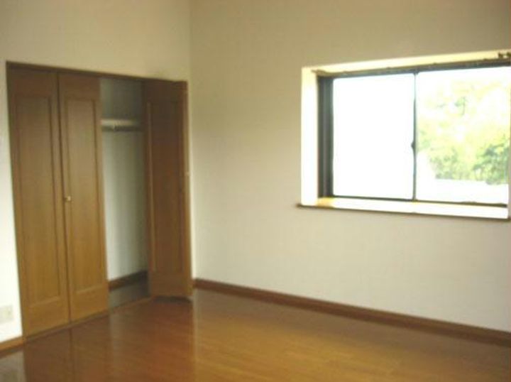 静岡県駿東郡清水町戸田(マンション)の賃貸物件の居間