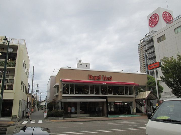 本町中央ビルの周辺