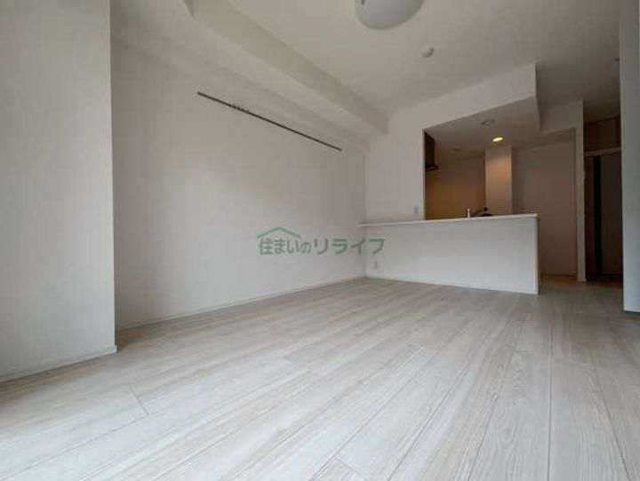 コンフォリア東葛西の居間