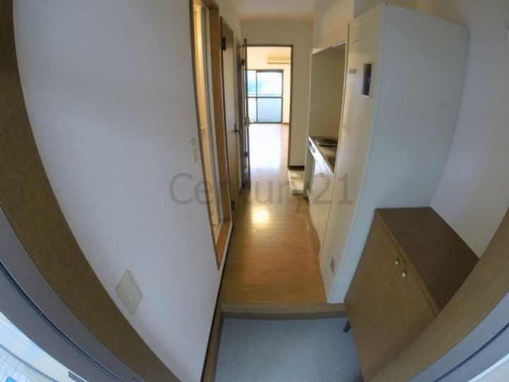 シャトー花屋敷の玄関