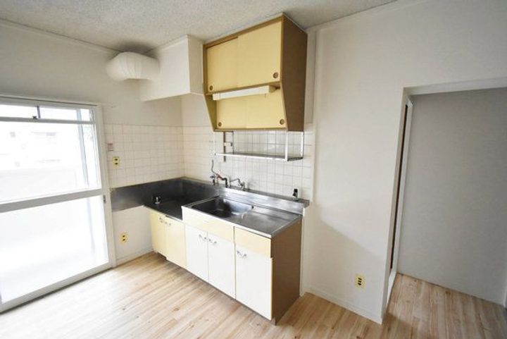 ビレッジハウス櫛形1号棟のキッチン