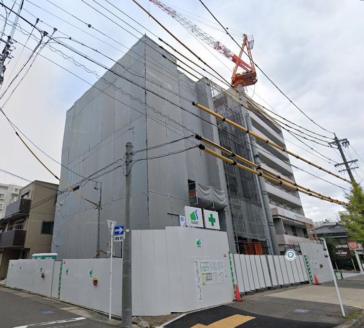 ルネフラッツ庄内通駅前の外観