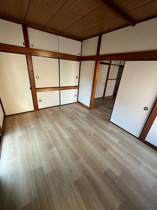 ハイツ川端の居間