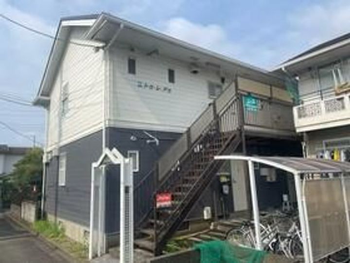 トゥ・レ・ドゥの外観