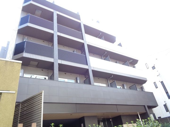 東京都豊島区池袋本町2の賃貸マンションの外観