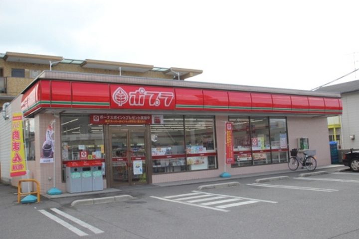 センターコートの周辺
