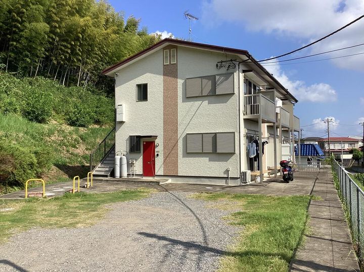 ヒルハイツ真舟の外観