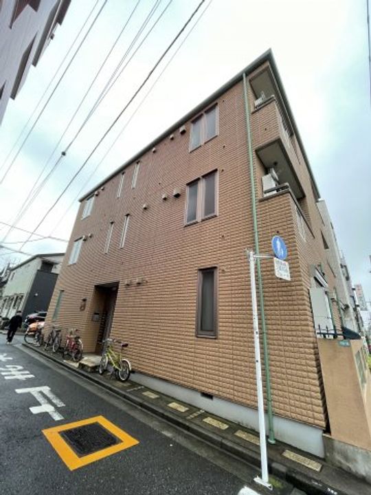 ハイネス新江古田の外観