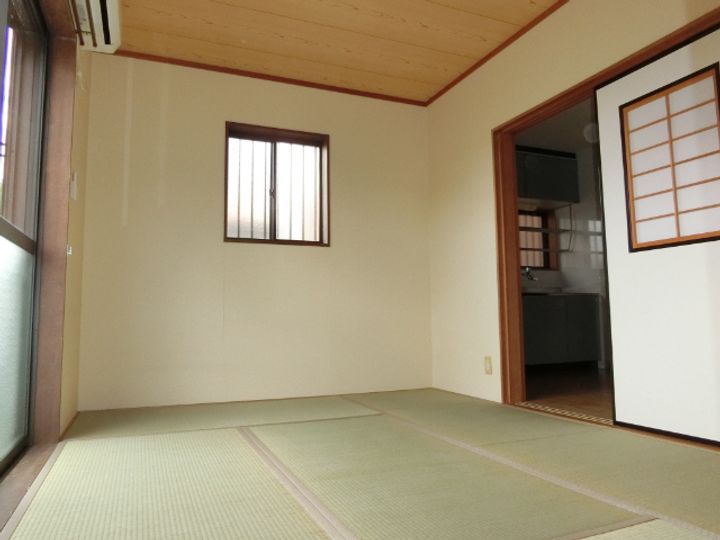 泉ハイツの内装