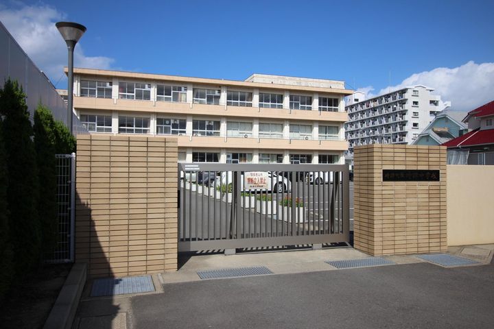 岳本アパート(浜田)の周辺
