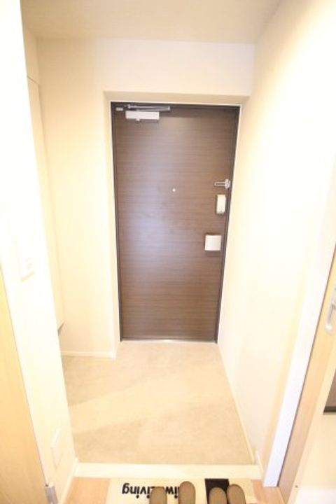 サンジョイアゼロの玄関