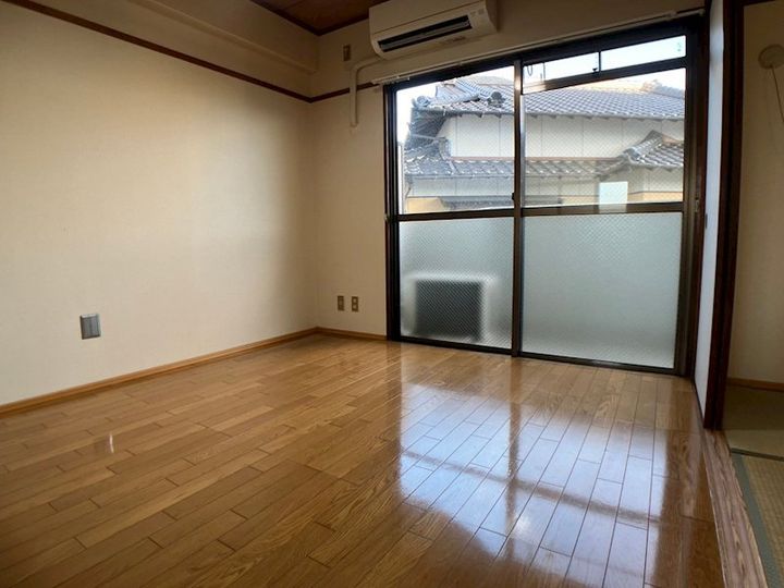 ユートピア小船越の内装