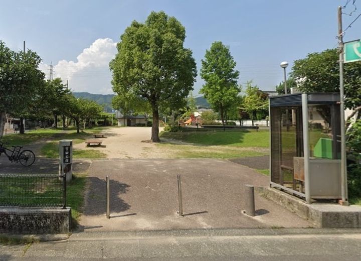 森本ビルの周辺