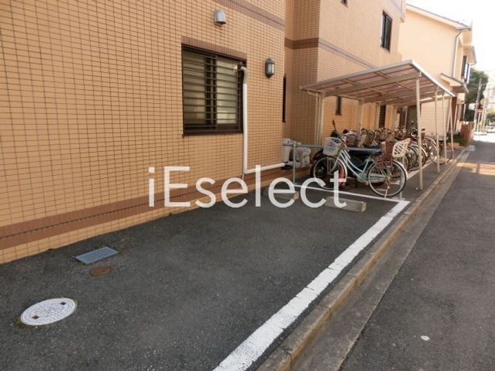 プラージュ美浜の地図