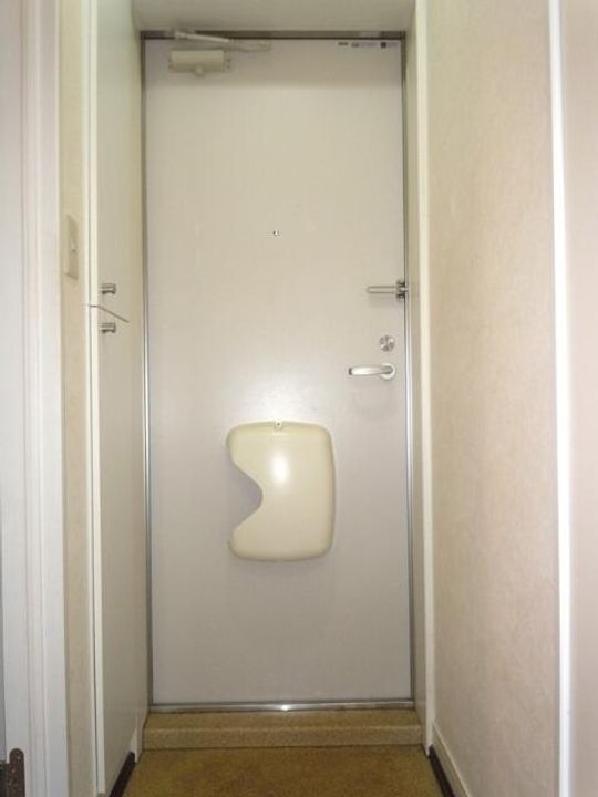 カーサ用賀の玄関