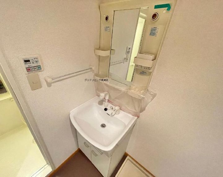 カリーナの内装