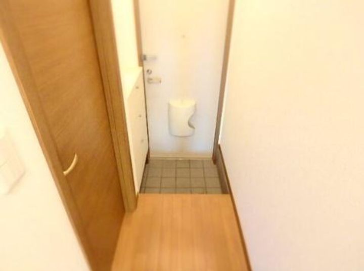 栃木県宇都宮市江曽島5(一戸建)の賃貸物件の玄関
