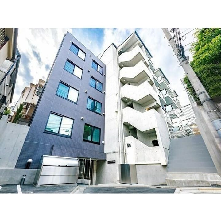 東京都杉並区和泉4(マンション)の賃貸物件の外観