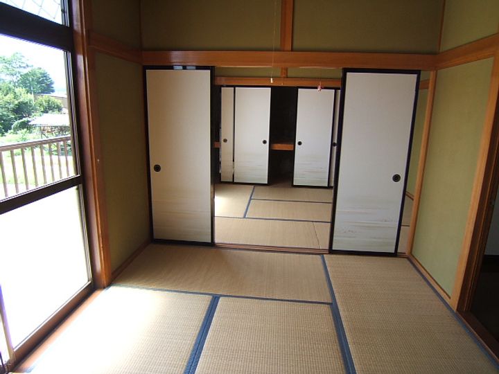 あかぎコーポの居間