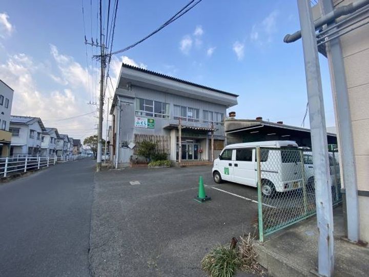 オフィスステーションの周辺