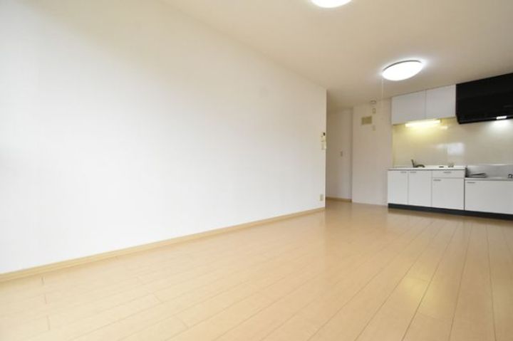 新潟県新潟市西区真砂4(アパート)の賃貸物件の居間