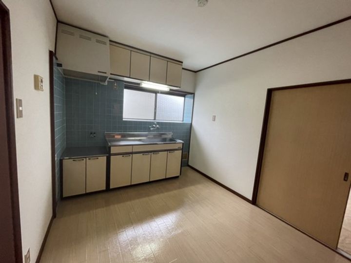 草津FLATSの居間